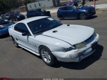  Salvage Ford Mustang