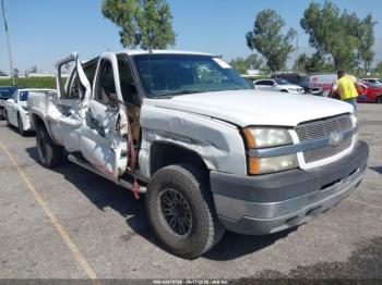  Salvage Chevrolet Silverado 2500