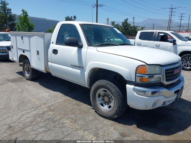  Salvage GMC Sierra 2500