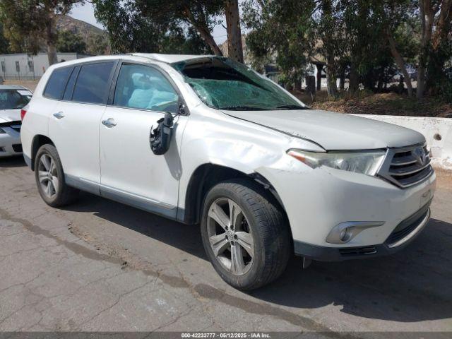  Salvage Toyota Highlander