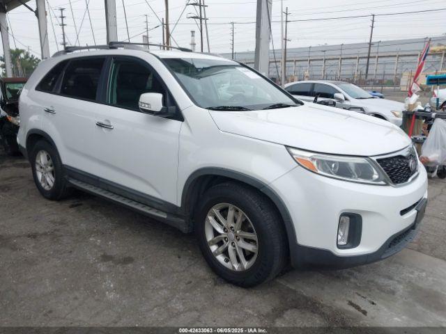  Salvage Kia Sorento