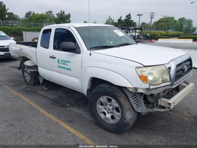  Salvage Toyota Tacoma