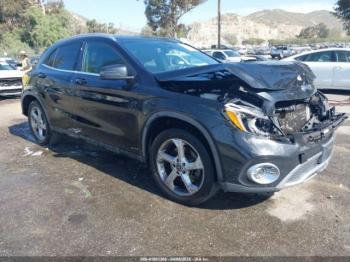  Salvage Mercedes-Benz GLA