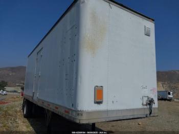  Salvage Great Dane Trailers Other