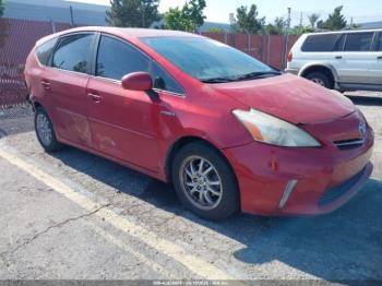  Salvage Toyota Prius v
