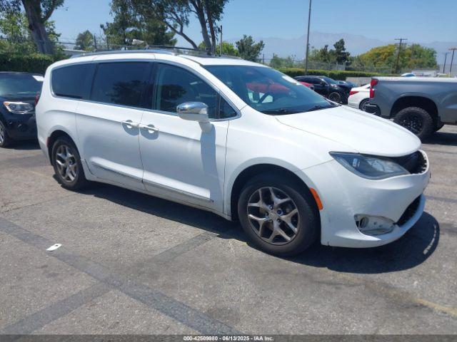  Salvage Chrysler Pacifica