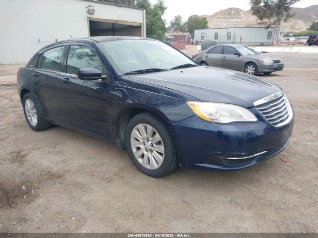  Salvage Chrysler 200