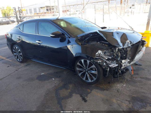  Salvage Nissan Maxima