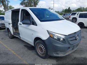  Salvage Mercedes-Benz Metris