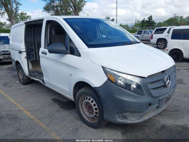  Salvage Mercedes-Benz Metris