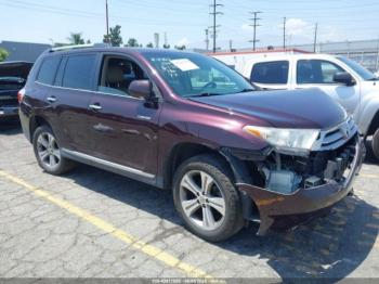  Salvage Toyota Highlander