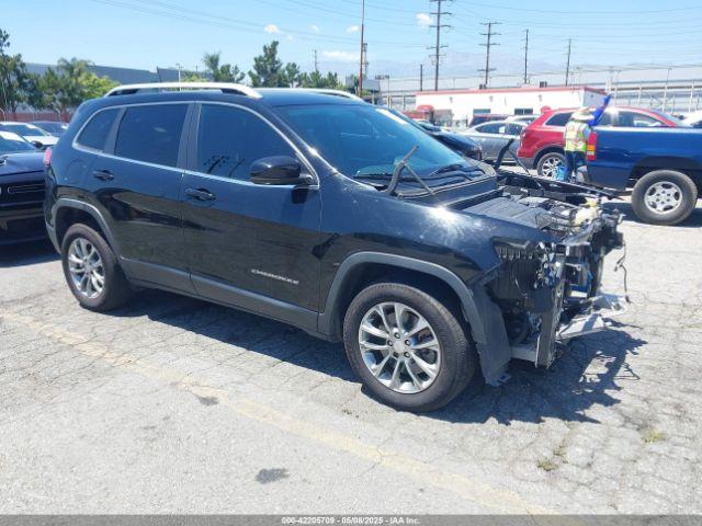  Salvage Jeep Cherokee