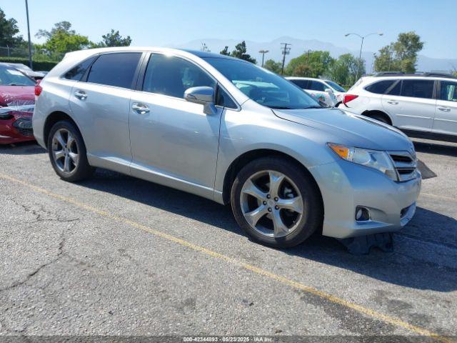  Salvage Toyota Venza