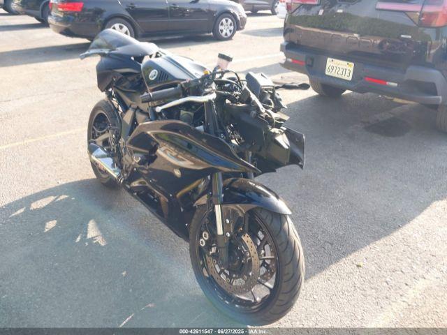  Salvage Yamaha Yzfr7