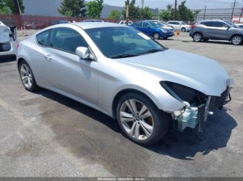  Salvage Hyundai Genesis