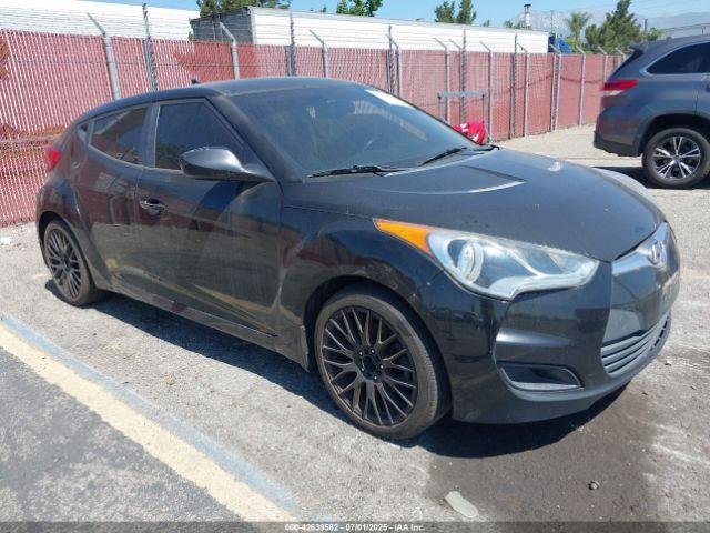  Salvage Hyundai VELOSTER