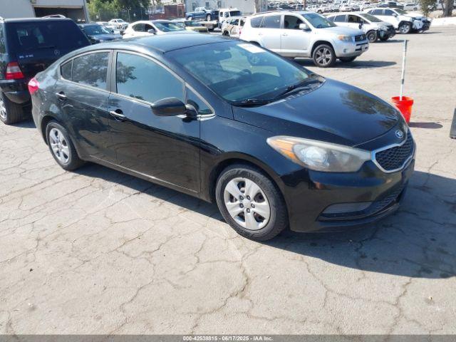  Salvage Kia Forte