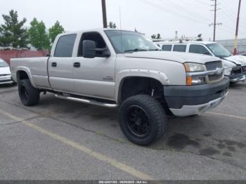  Salvage Chevrolet Silverado 2500
