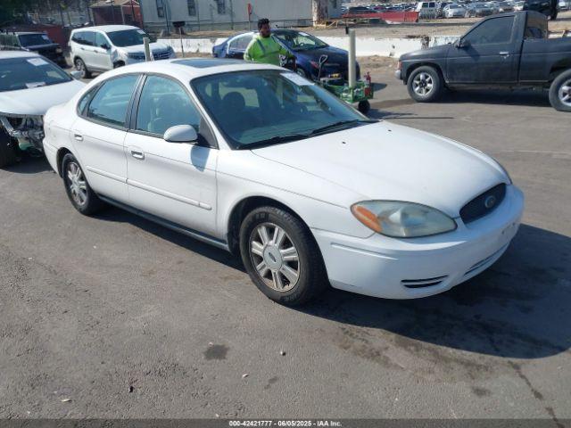  Salvage Ford Taurus