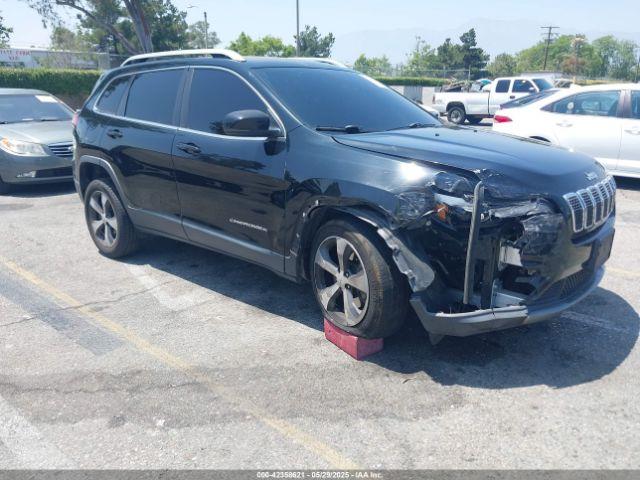  Salvage Jeep Cherokee