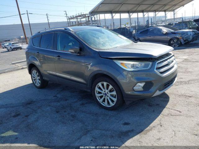  Salvage Ford Escape