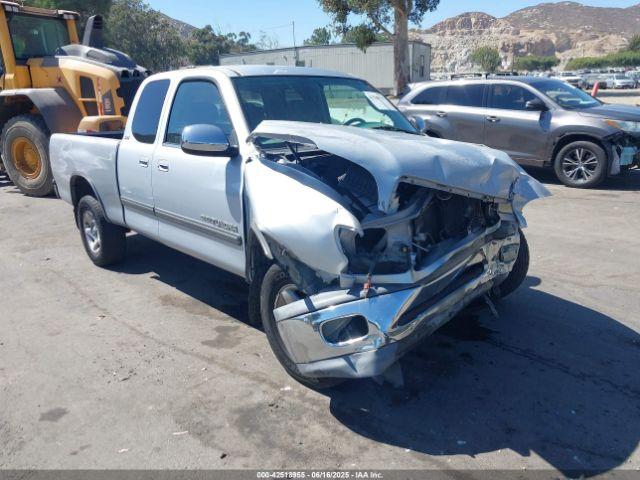 Salvage Toyota Tundra