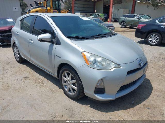  Salvage Toyota Prius c