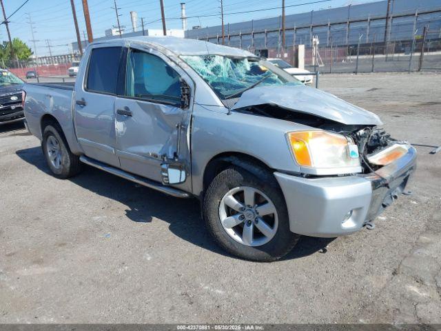  Salvage Nissan Titan