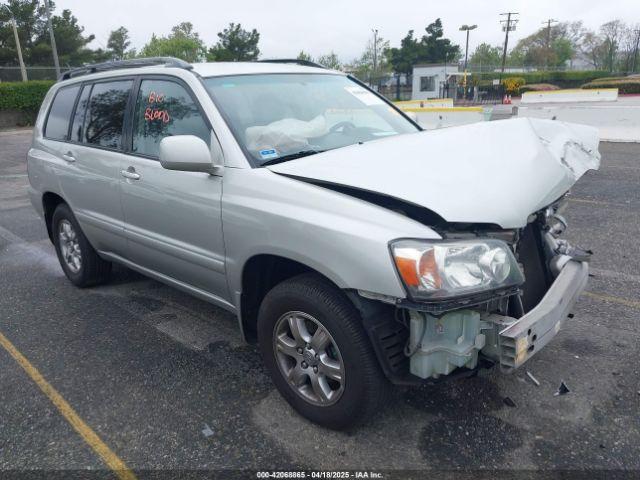  Salvage Toyota Highlander