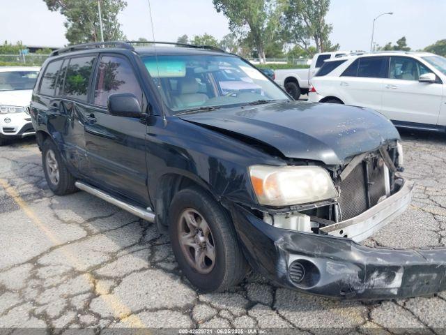  Salvage Toyota Highlander