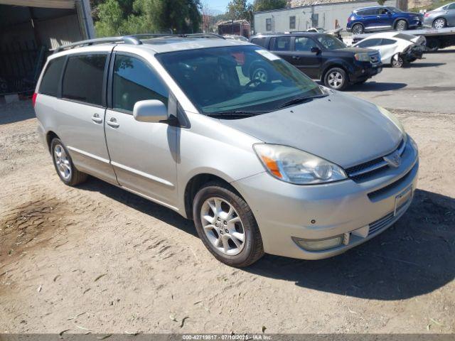  Salvage Toyota Sienna
