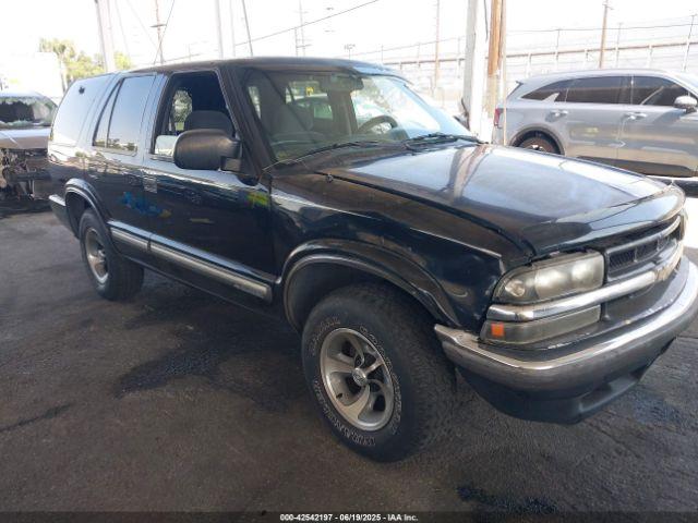  Salvage Chevrolet Blazer