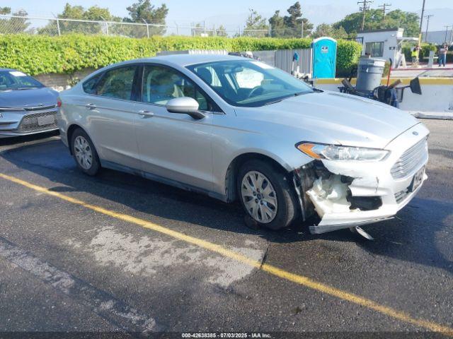  Salvage Ford Fusion