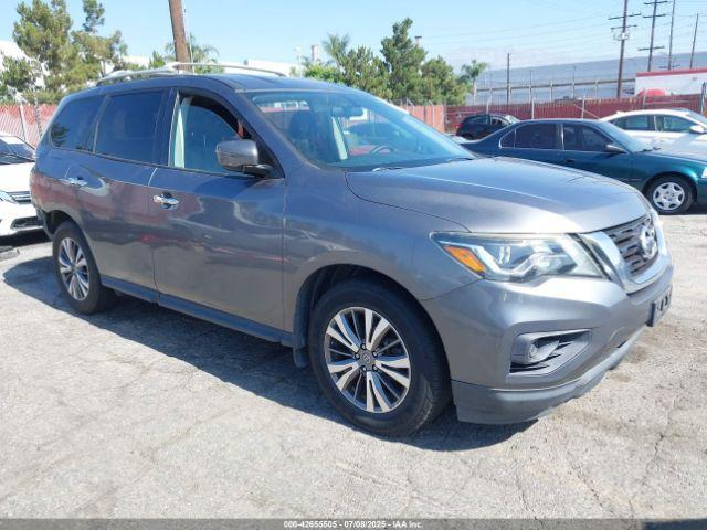  Salvage Nissan Pathfinder