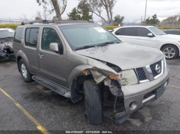  Salvage Nissan Pathfinder