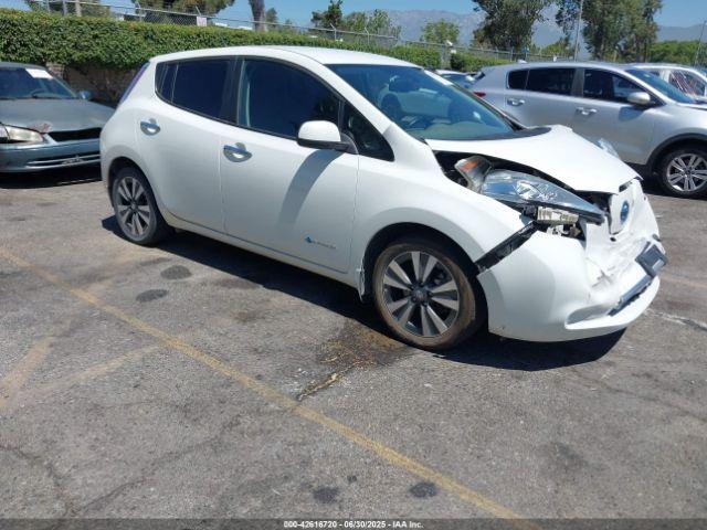  Salvage Nissan LEAF
