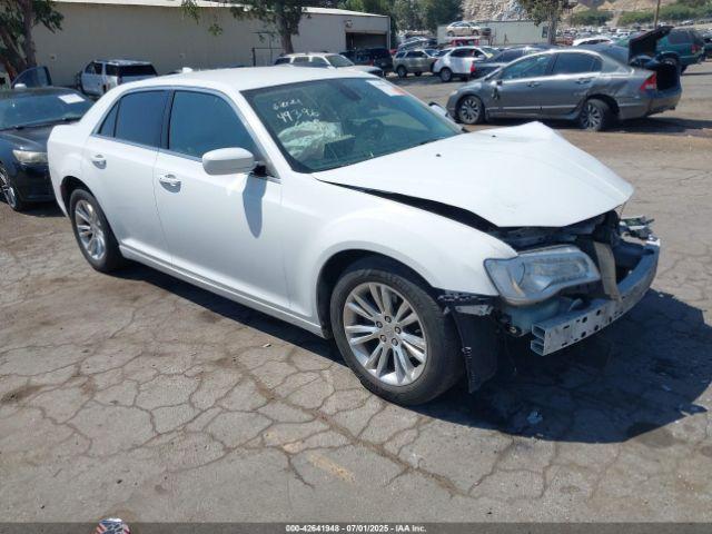  Salvage Chrysler 300