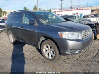  Salvage Toyota Highlander