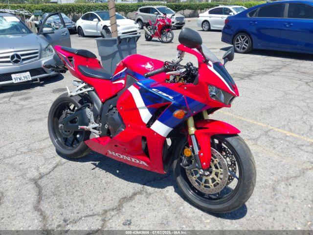  Salvage Honda Cbr600