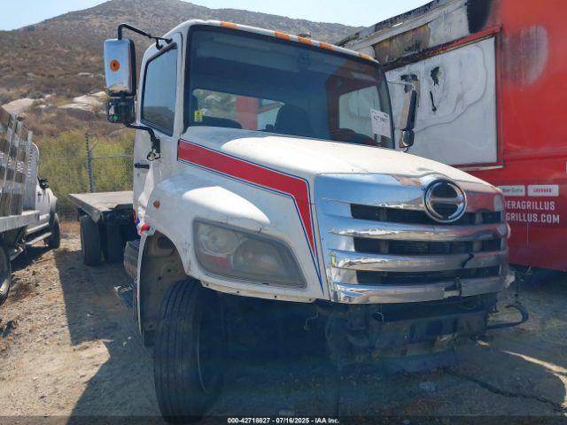  Salvage Hino 258 268