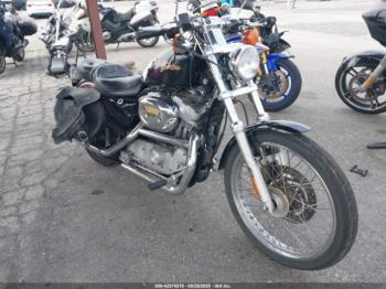  Salvage Harley-Davidson Xl883