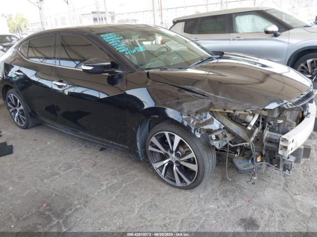  Salvage Nissan Maxima