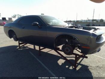  Salvage Dodge Challenger