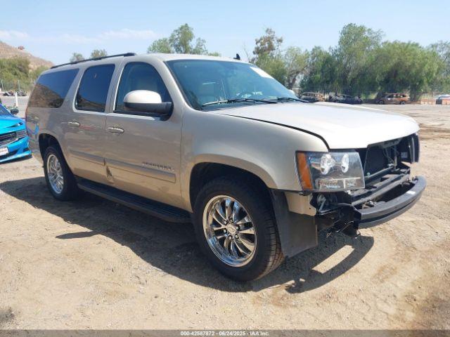  Salvage Chevrolet Suburban 1500