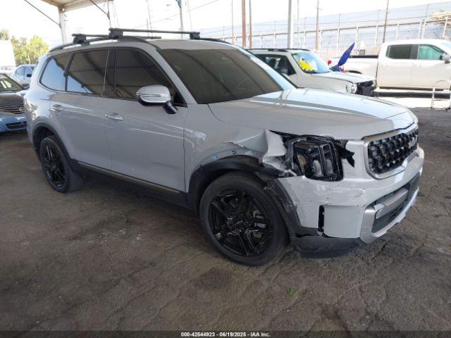  Salvage Kia Telluride