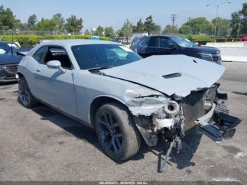  Salvage Dodge Challenger