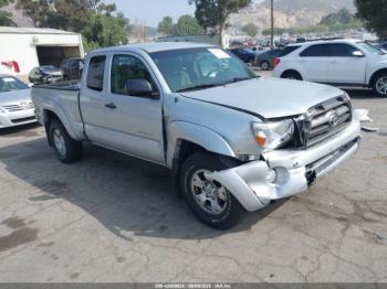  Salvage Toyota Tacoma