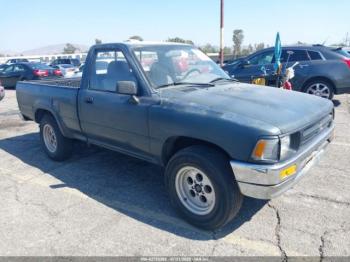  Salvage Toyota Pickup