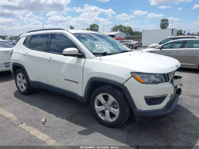  Salvage Jeep Compass