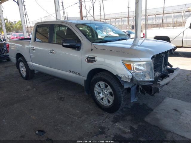  Salvage Nissan Titan